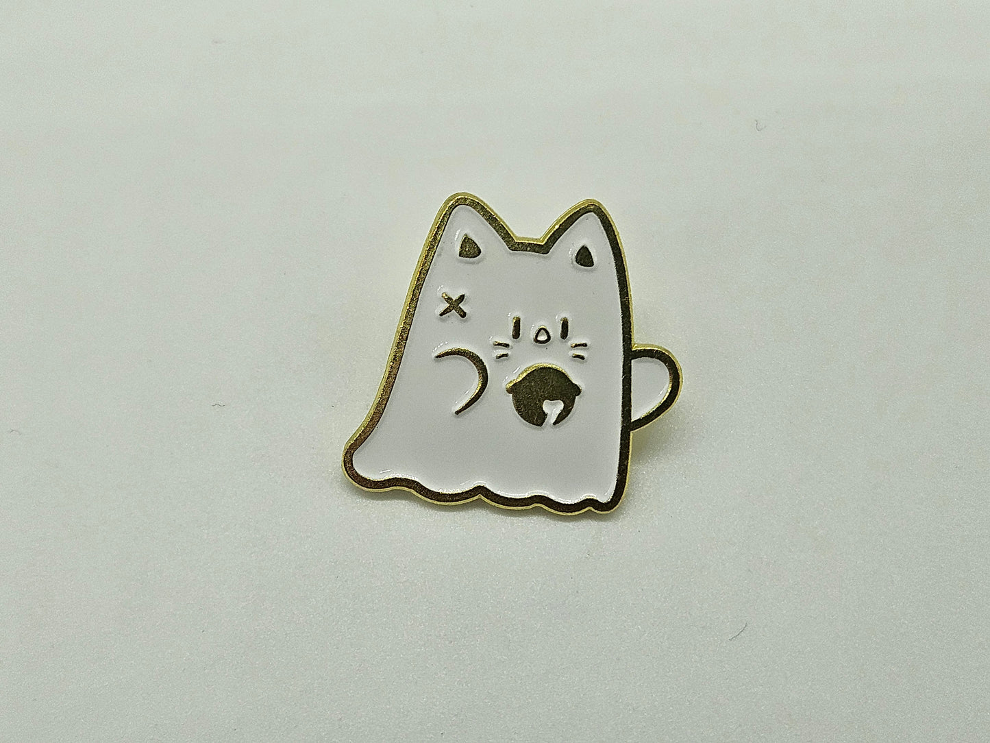 White Cat- Pin Badge