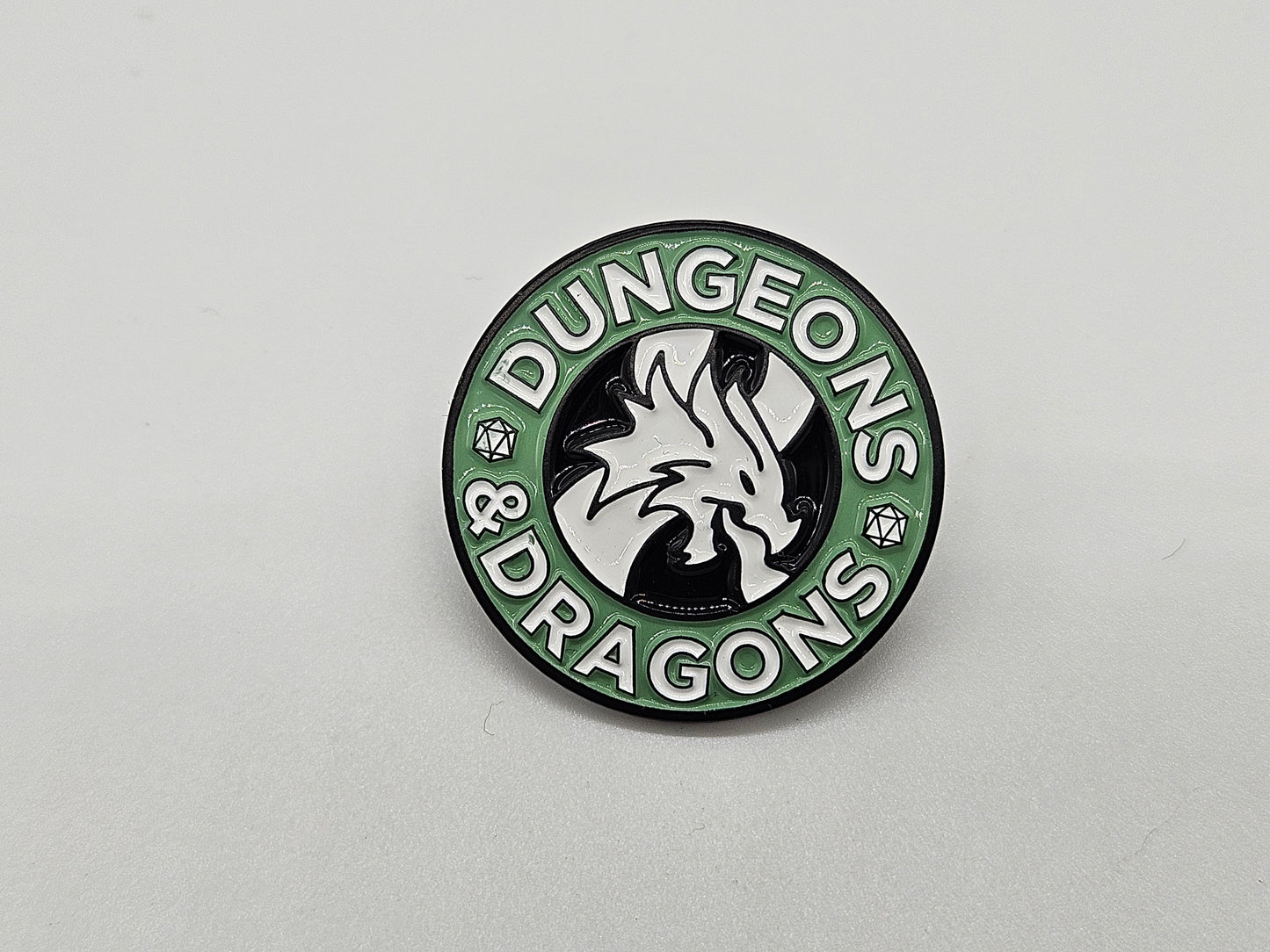 D&D White Dragon Head- Pin Badge
